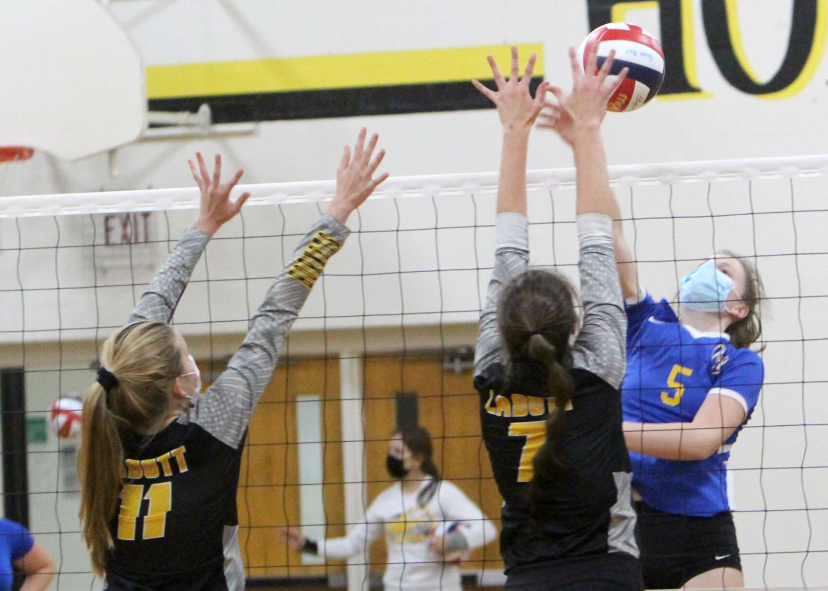 McDonell at Cadott volleyball 10-8-20